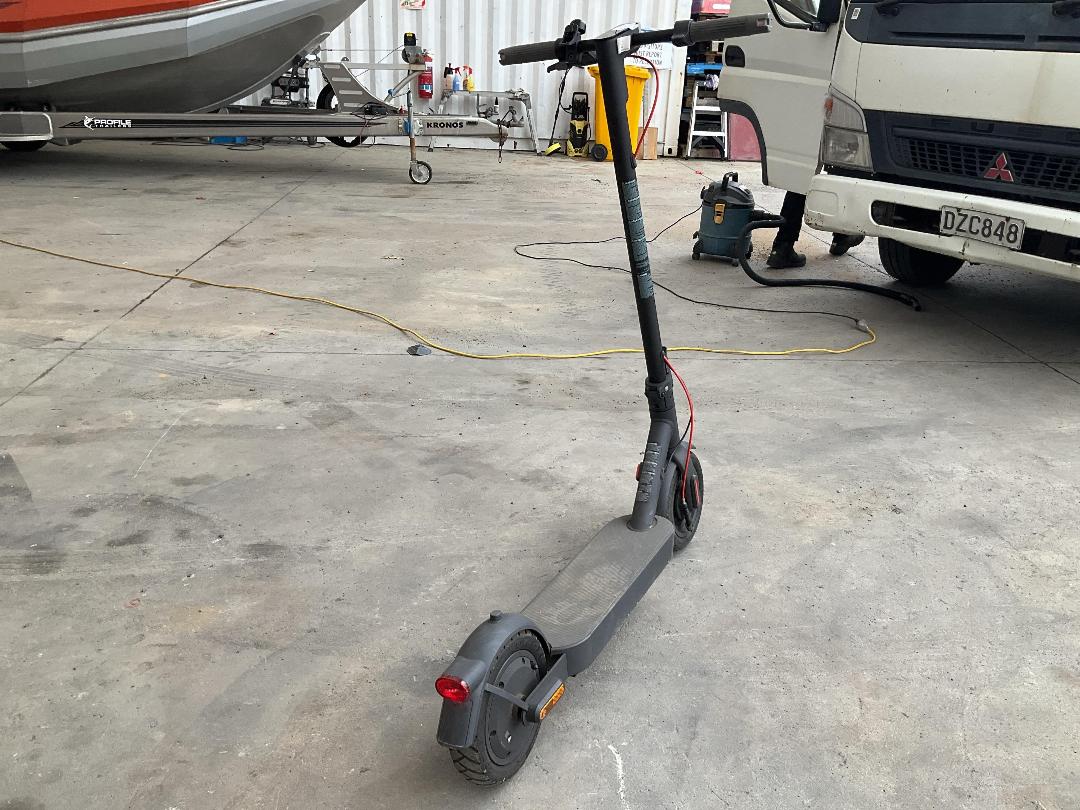 Photo '3' of Xiomi Escooter 4 Pro Gen 2 Photo '3' of Xiomi Escooter 4 Pro Gen 2