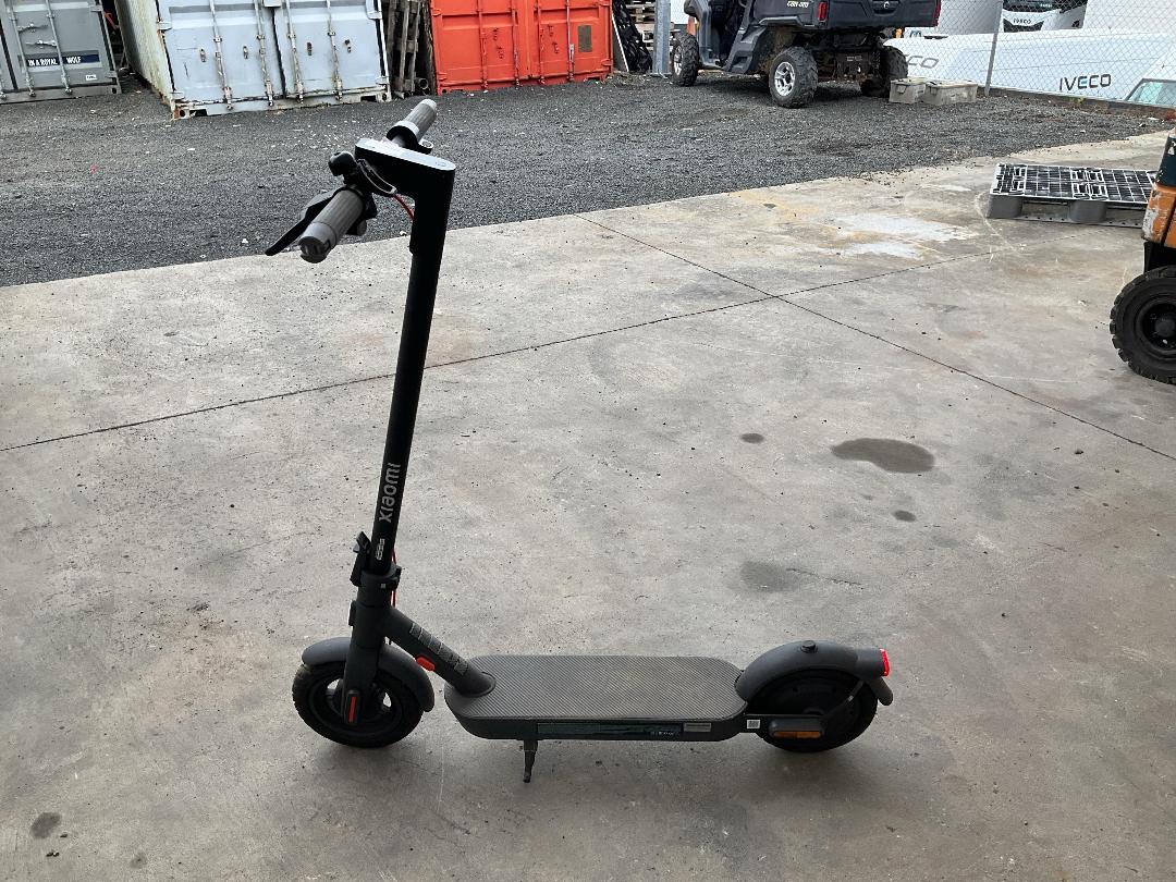 Photo '4' of Xiomi Escooter 4 Pro Gen 2 Photo '4' of Xiomi Escooter 4 Pro Gen 2