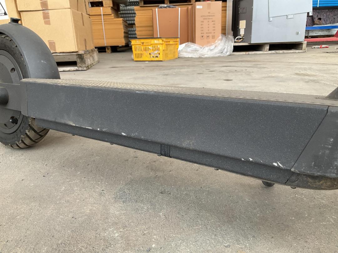 Photo '10' of Xiomi Escooter 4 Pro Gen 2 Photo '10' of Xiomi Escooter 4 Pro Gen 2