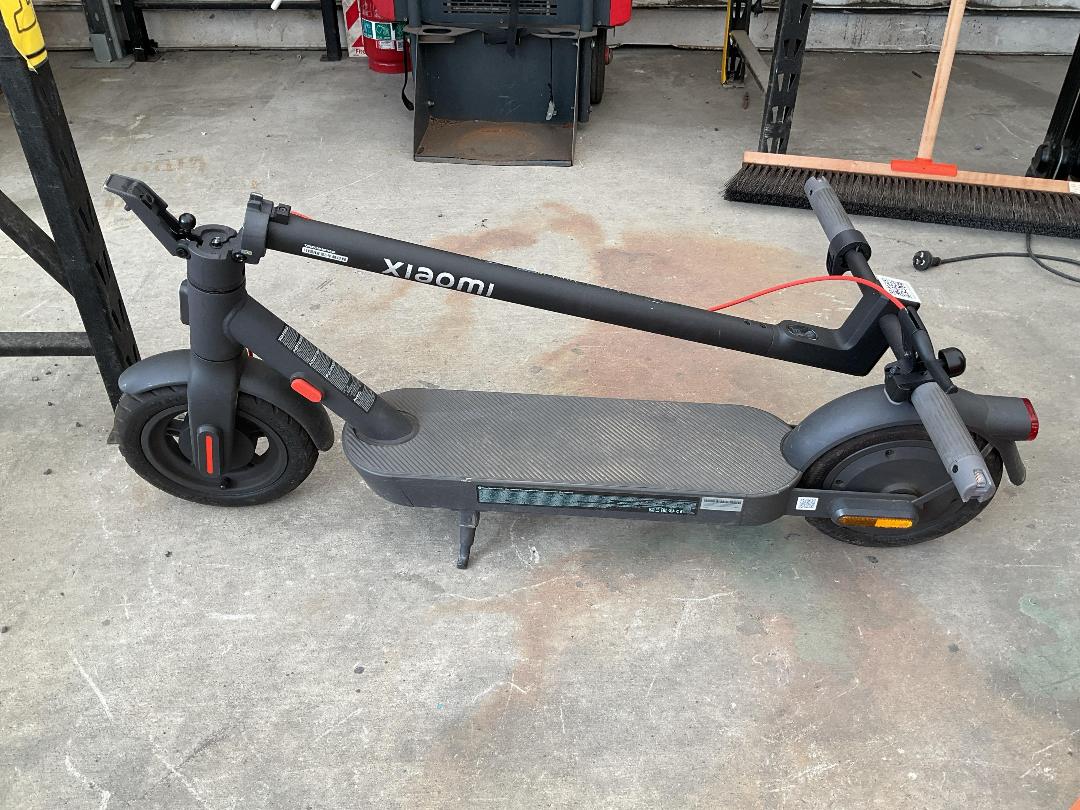 Photo '8' of Xiomi Escooter 4 Pro Gen 2 Photo '8' of Xiomi Escooter 4 Pro Gen 2
