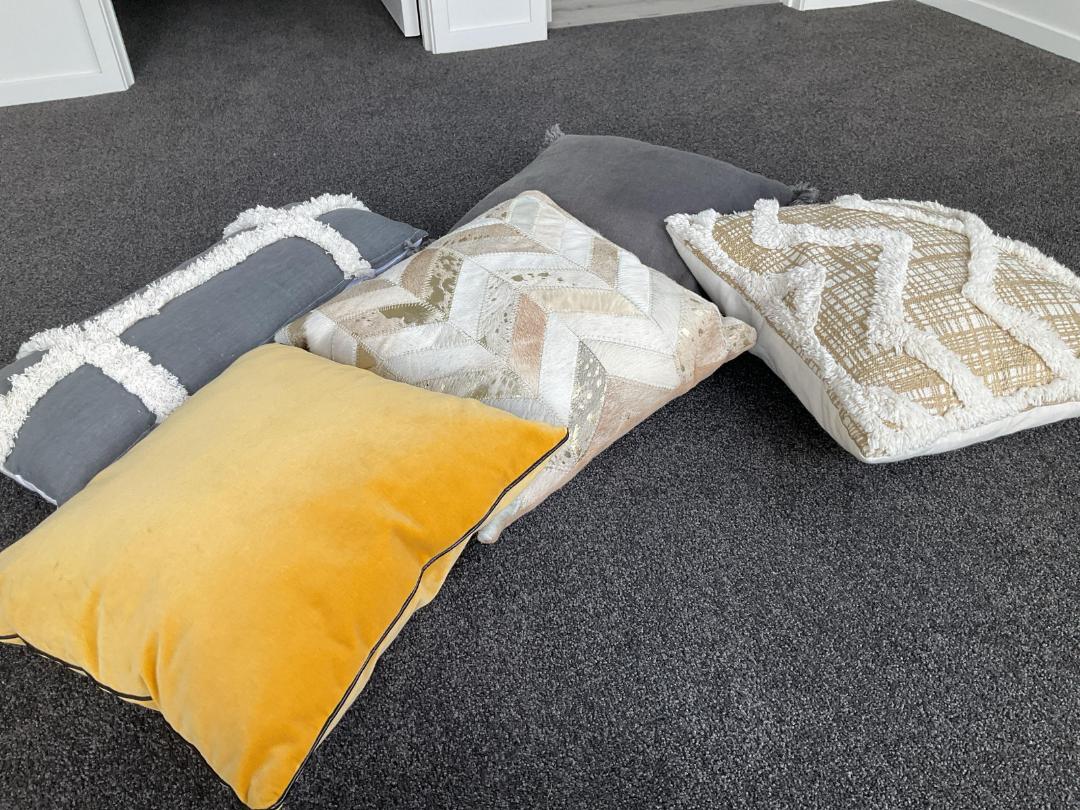 Photo '2' of Decorative Cushions Photo '2' of Decorative Cushions