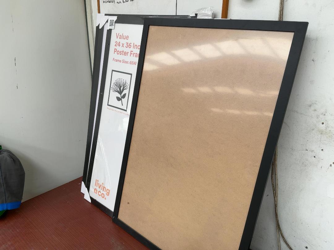 Photo '2' of 4x 24x36 Inch Poster Frame