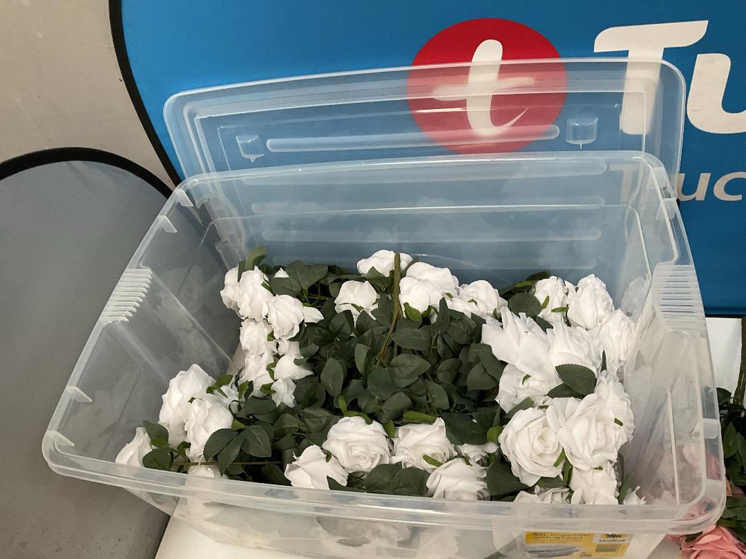 Photo '2' of Artificial Pink and White Coloured Roses in an Organiser on Wheels