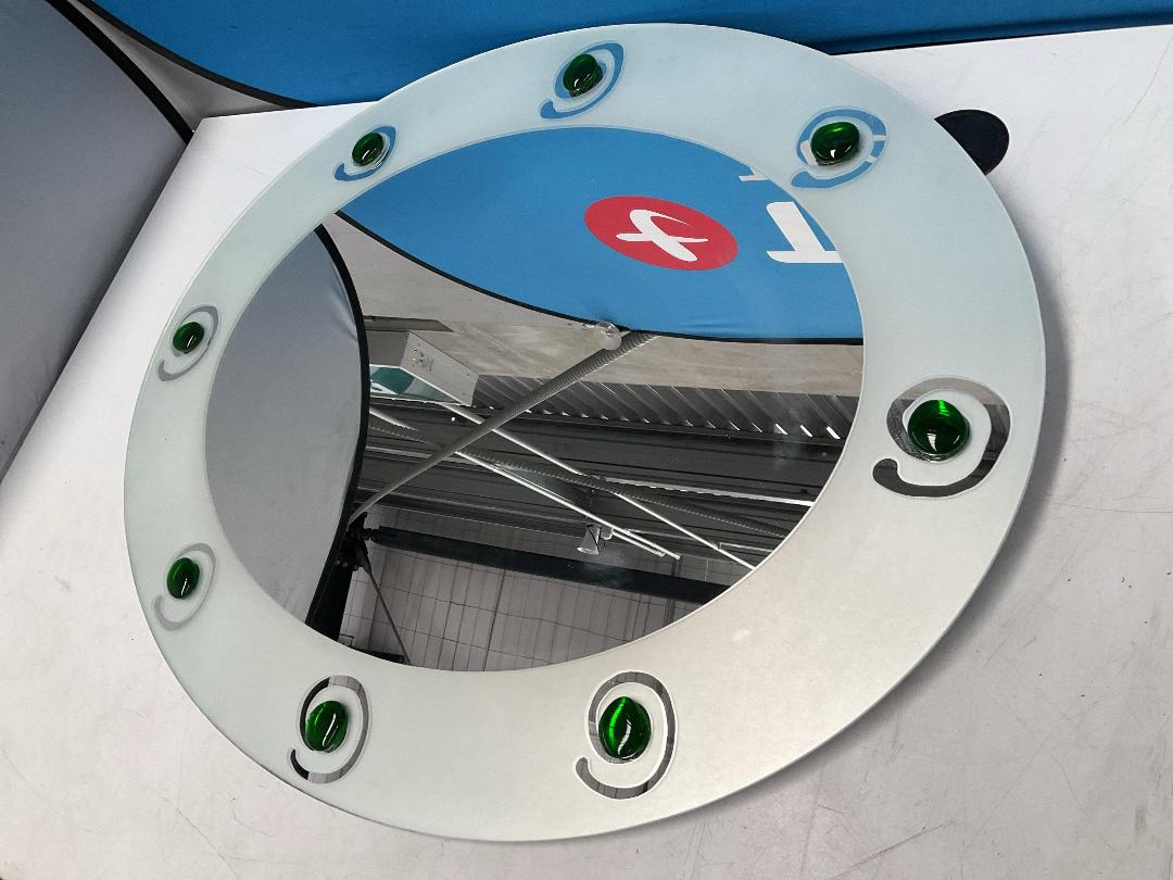 Photo '3' of Oval Shaped Wall Mirror