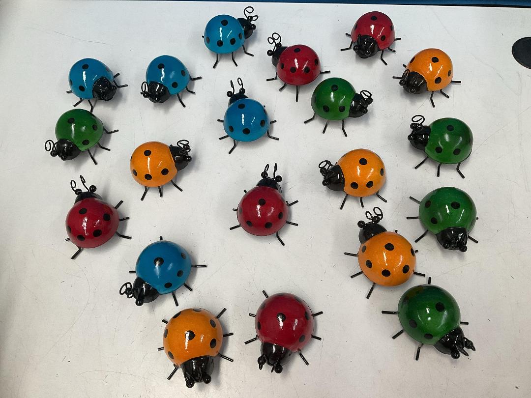 Photo '5' of 20x Ladybug Wall Hangings *New* Photo '5' of 20x Ladybug Wall Hangings *New*