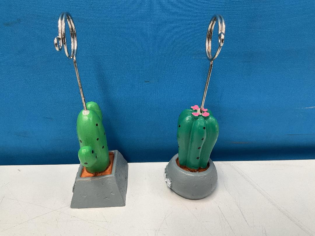 Photo '3' of 33x Cactus Note Holders *NEW* Photo '3' of 33x Cactus Note Holders *NEW*