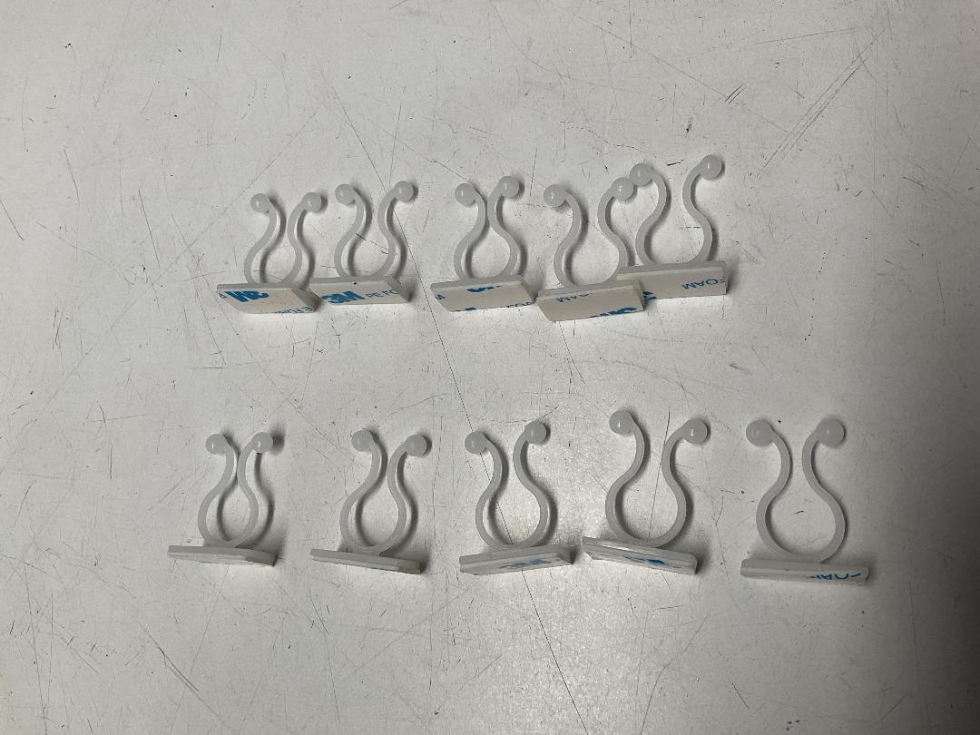 Photo '14' of 2x Boxes of Plastic-Like Hooks or Similar with 3M Adhesives *NEW*