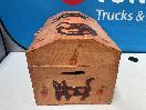 Thumbnail '8' of Wooden-Like Box with Cat Designs on it