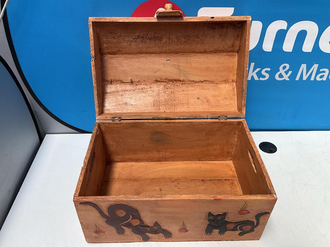 Photo '13' of Wooden-Like Box with Cat Designs on it