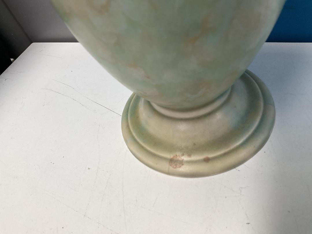 Photo '7' of Green Coloured Made in England Vase