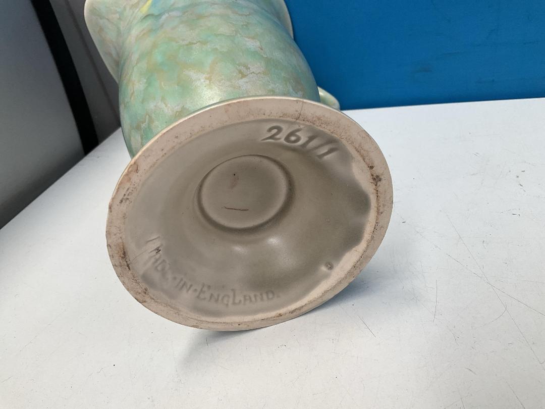 Photo '10' of Green Coloured Made in England Vase