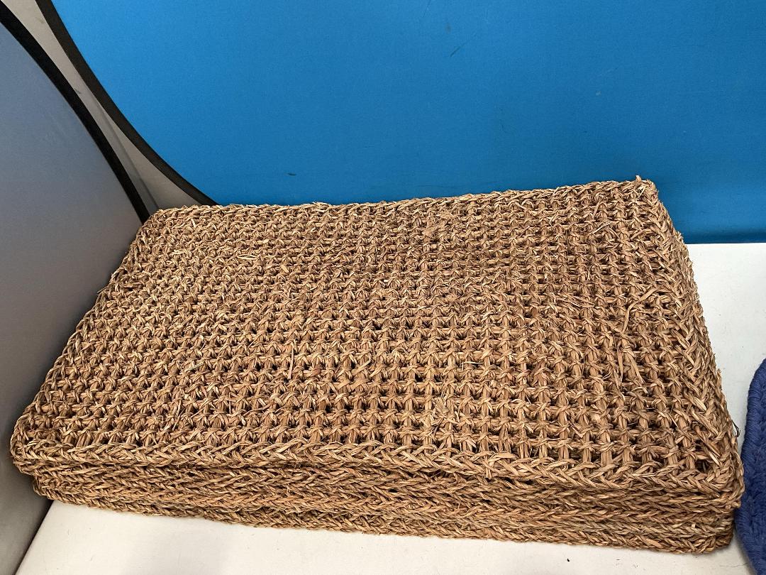 Photo '2' of Home Decor Items - Blue Circular Mat, Woven Place Mats or Similar Etc