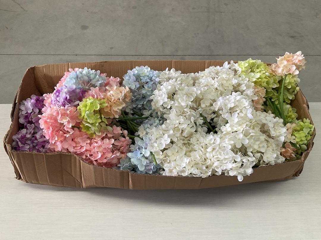Photo '4' of High Quality Artificial Flowers - Hydrangea (Assorted Colours) *NEW*