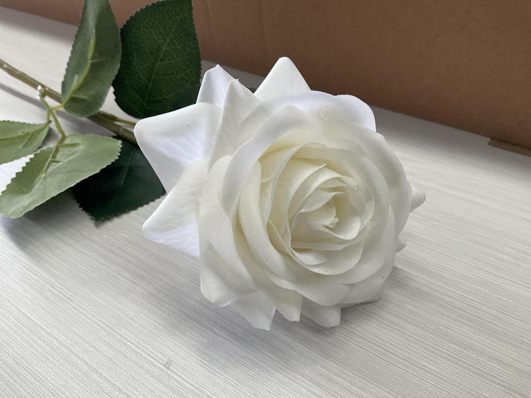 Photo '2' of High Quality Artificial Flowers - Real Touch Rose (White) *NEW* Photo '2' of High Quality Artificial Flowers - Real Touch Rose (White) *NEW*