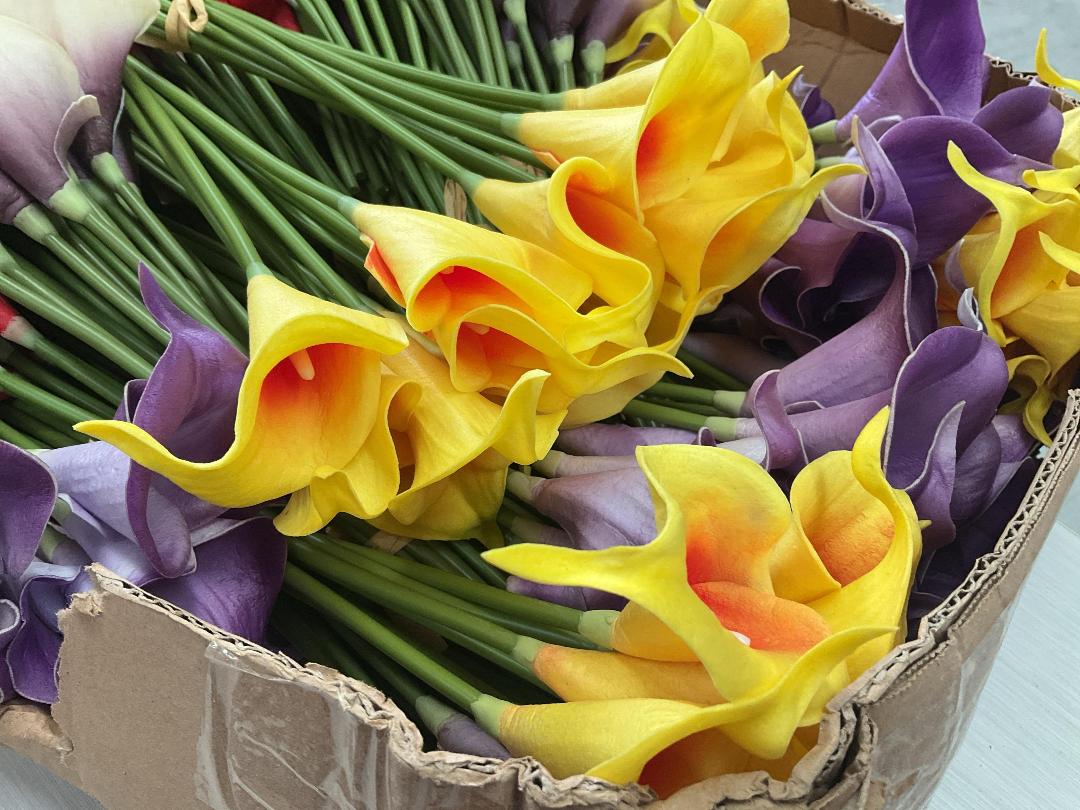 Photo '5' of High Quality Artificial Flowers - Real Touch Calla Lily (Assorted) *NEW*