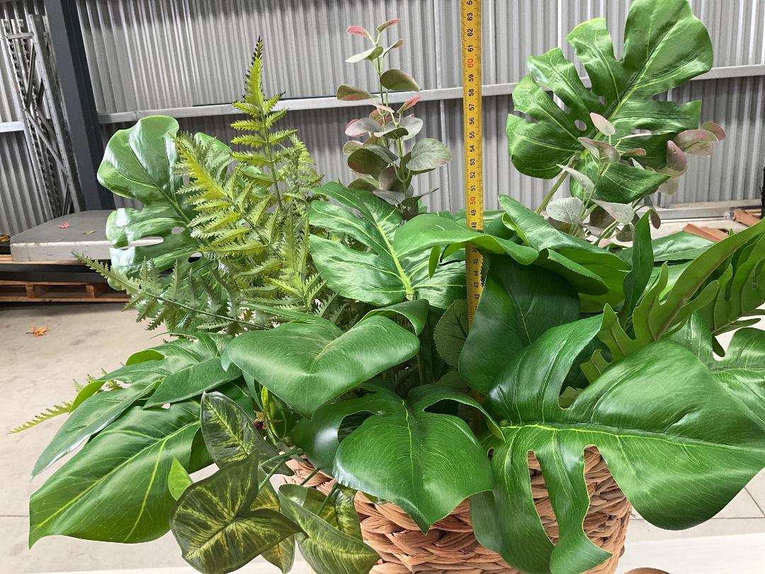 Photo '3' of High Quality Artificial Flowers - Assorted Leaves (Monstera , Fern Etc ) *NEW*