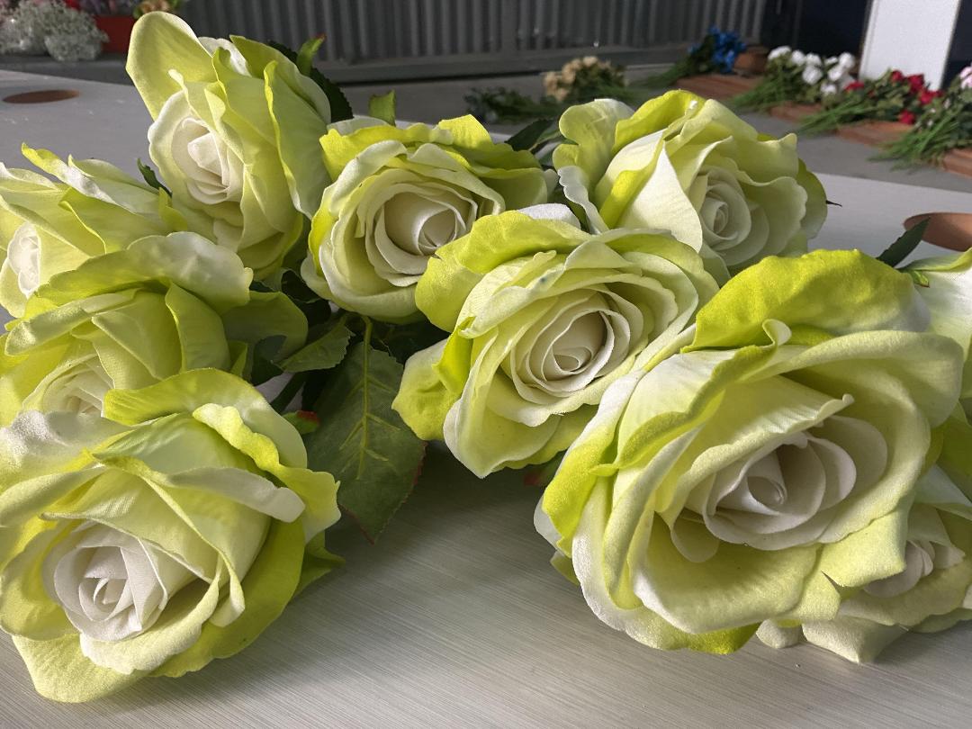 Photo '3' of High Quality Artificial Flowers - Rose (White & Green) *NEW*