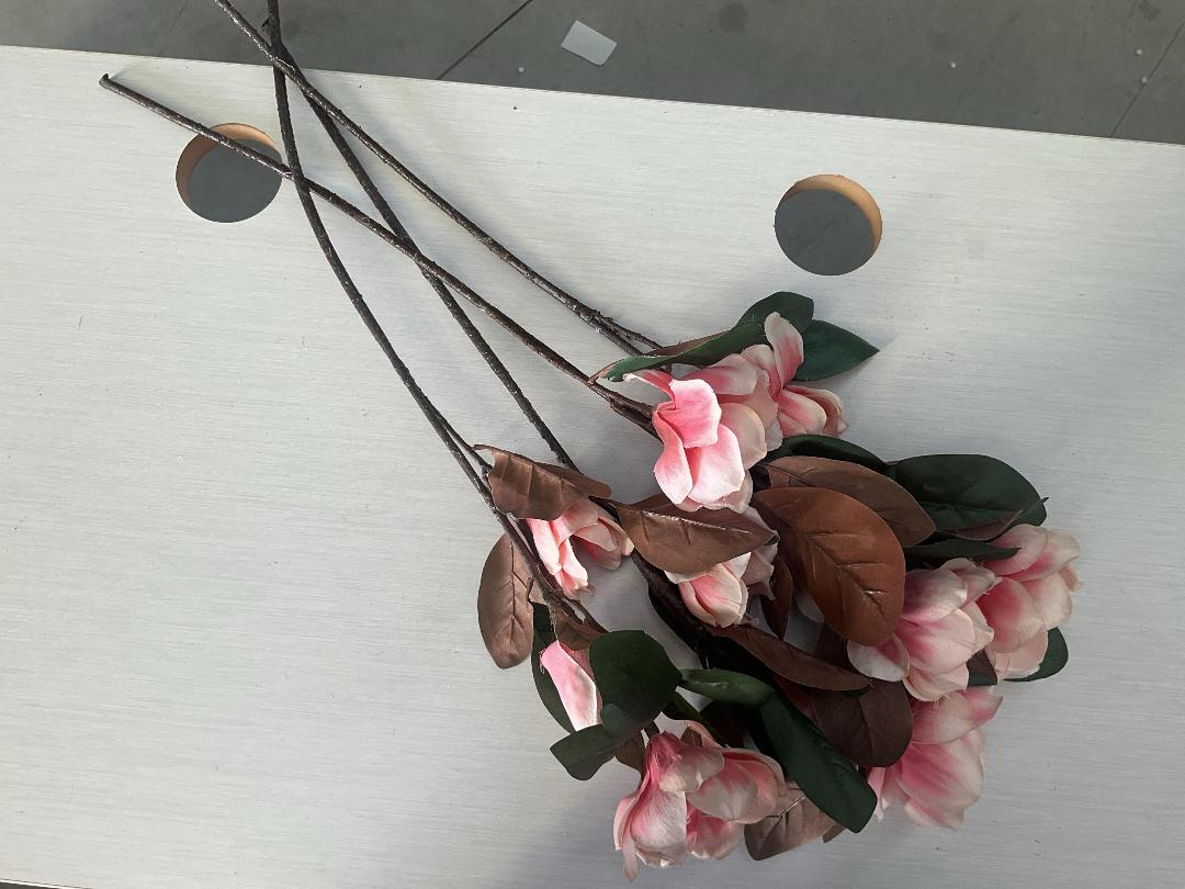 Photo '2' of High Quality Artificial Flowers - Magnolia (4pce) *NEW*