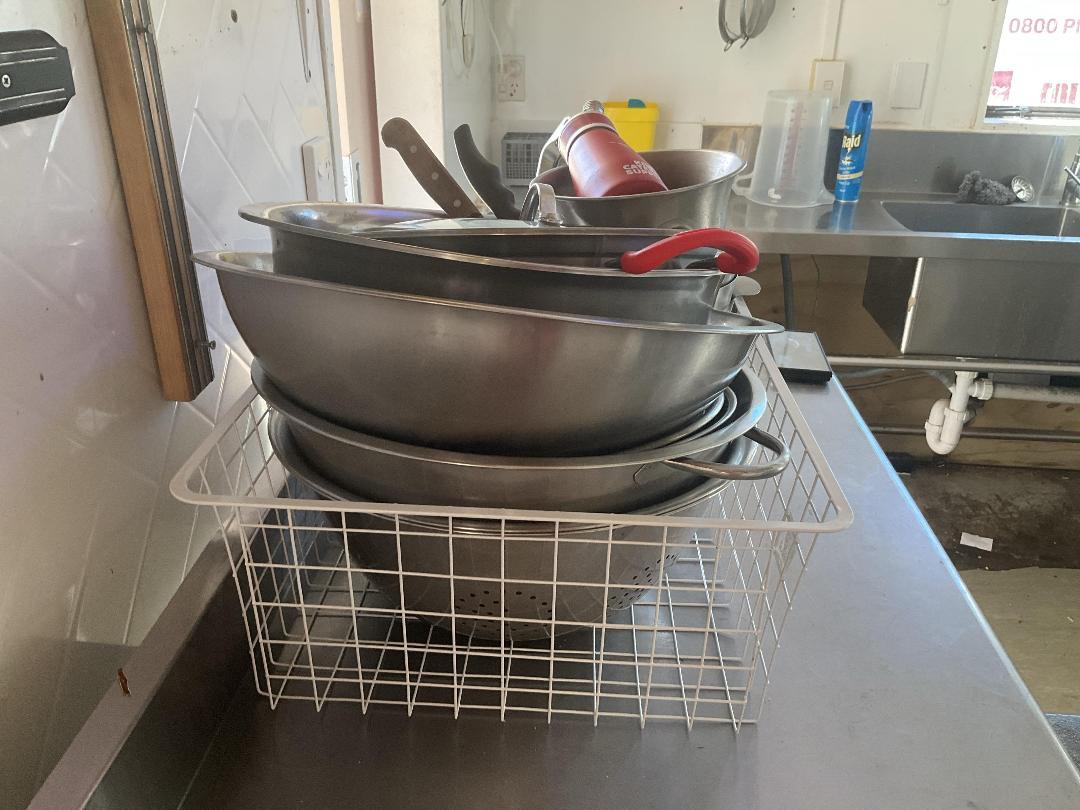 Photo '4' of Miscellaneous Kitchen Items Photo '4' of Miscellaneous Kitchen Items