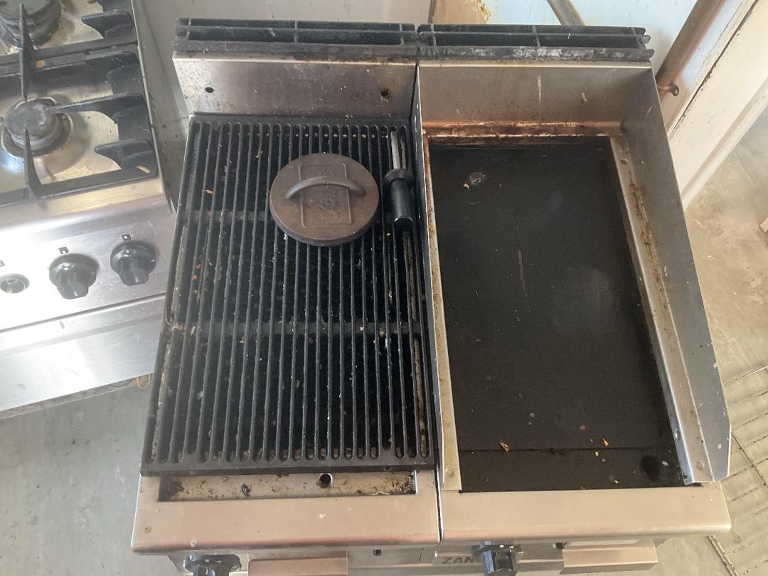 Photo '2' of Zanussi combination unit