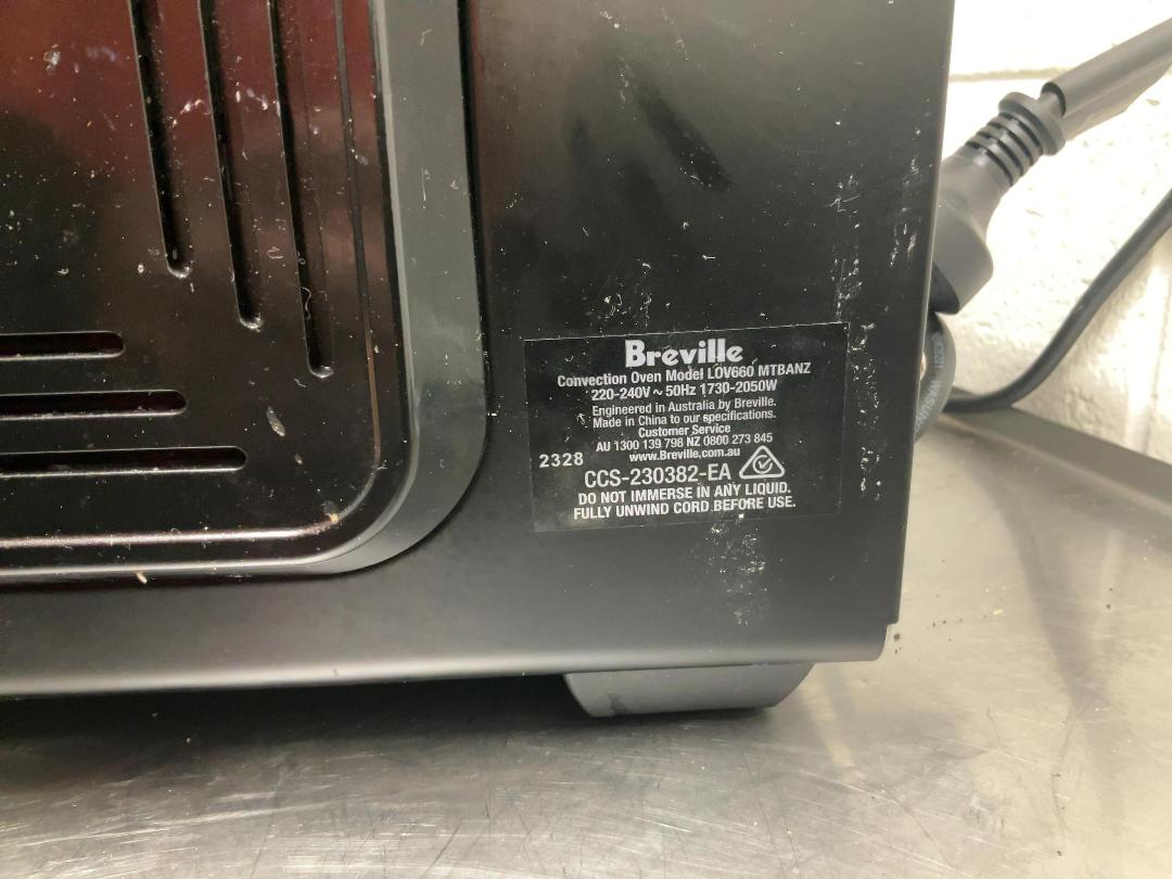 Photo '3' of Breville convection oven Photo '3' of Breville convection oven