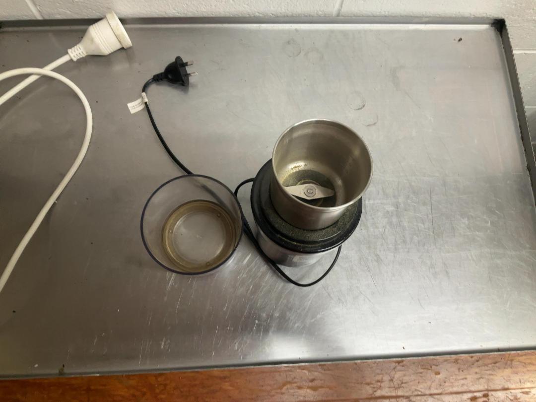 Photo '2' of Living & Co Coffee/Spice Grinder Photo '2' of Living & Co Coffee/Spice Grinder