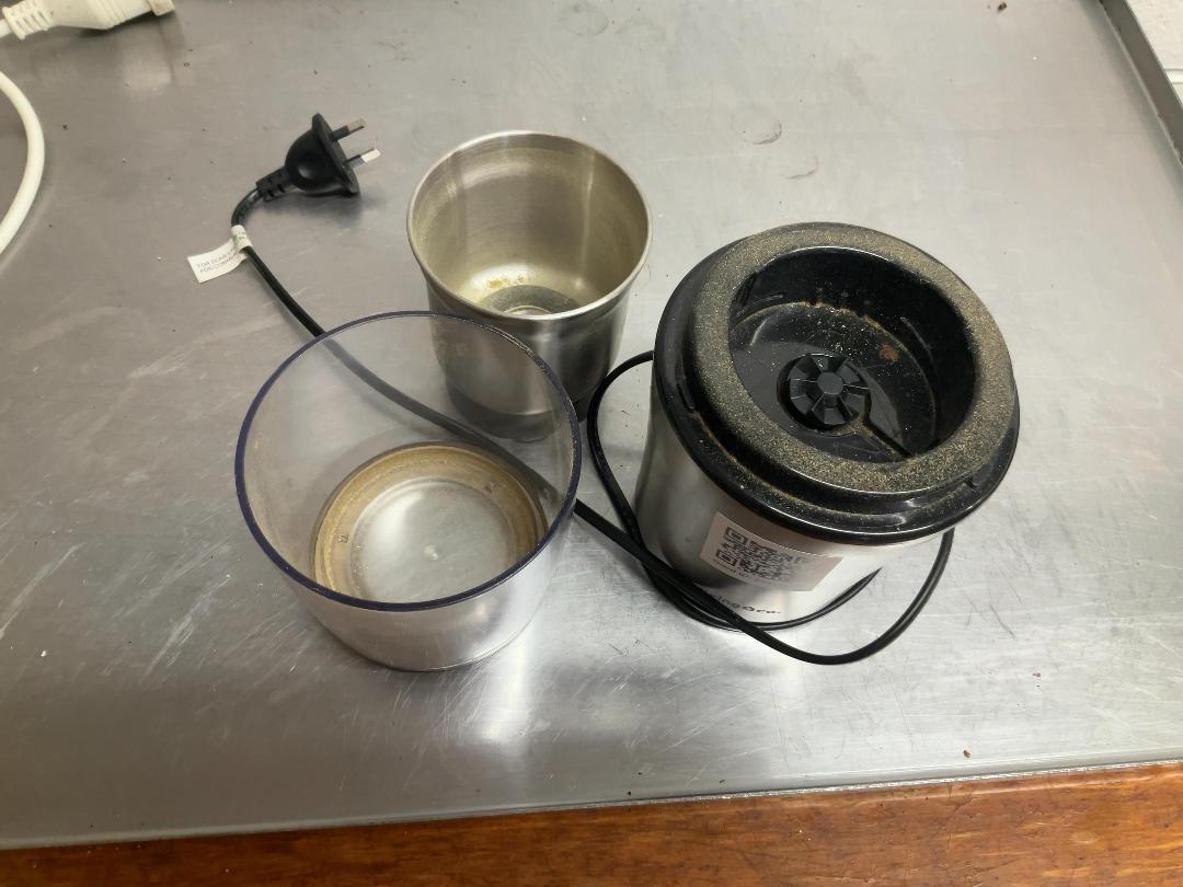 Photo '3' of Living & Co Coffee/Spice Grinder Photo '3' of Living & Co Coffee/Spice Grinder