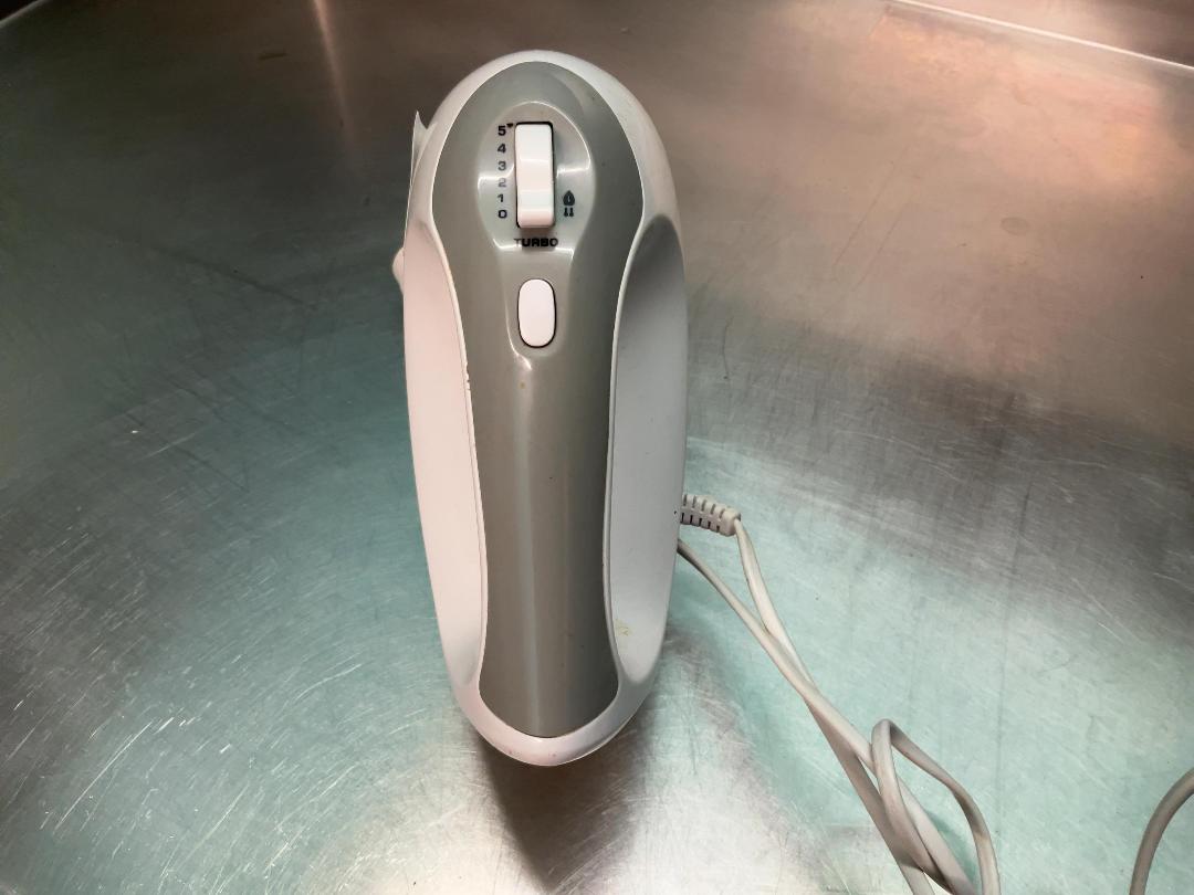 Photo '4' of Living&co electric mixer