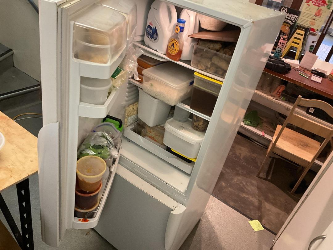 Photo '2' of Fisher&Paykel fridge/freezer