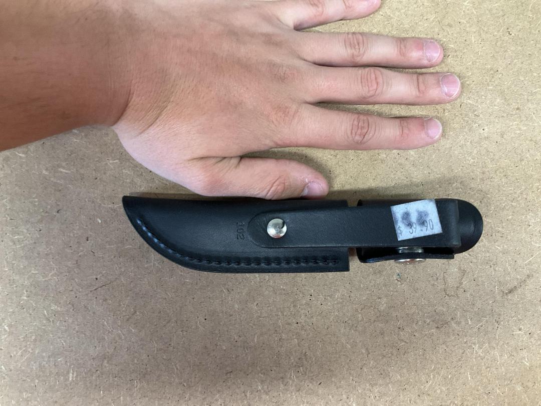 Photo '4' of Buck Knives Leather Sheath Photo '4' of Buck Knives Leather Sheath