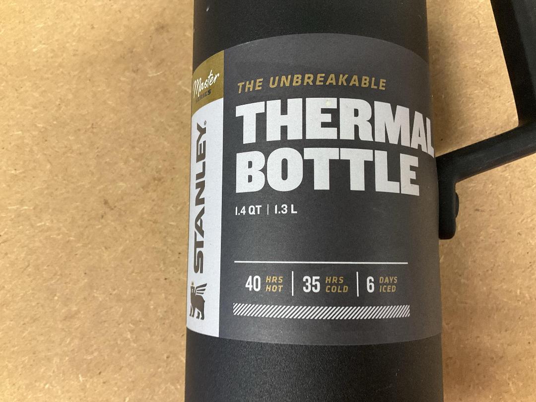 Photo '2' of Stanley Thermal Bottle 1.3L