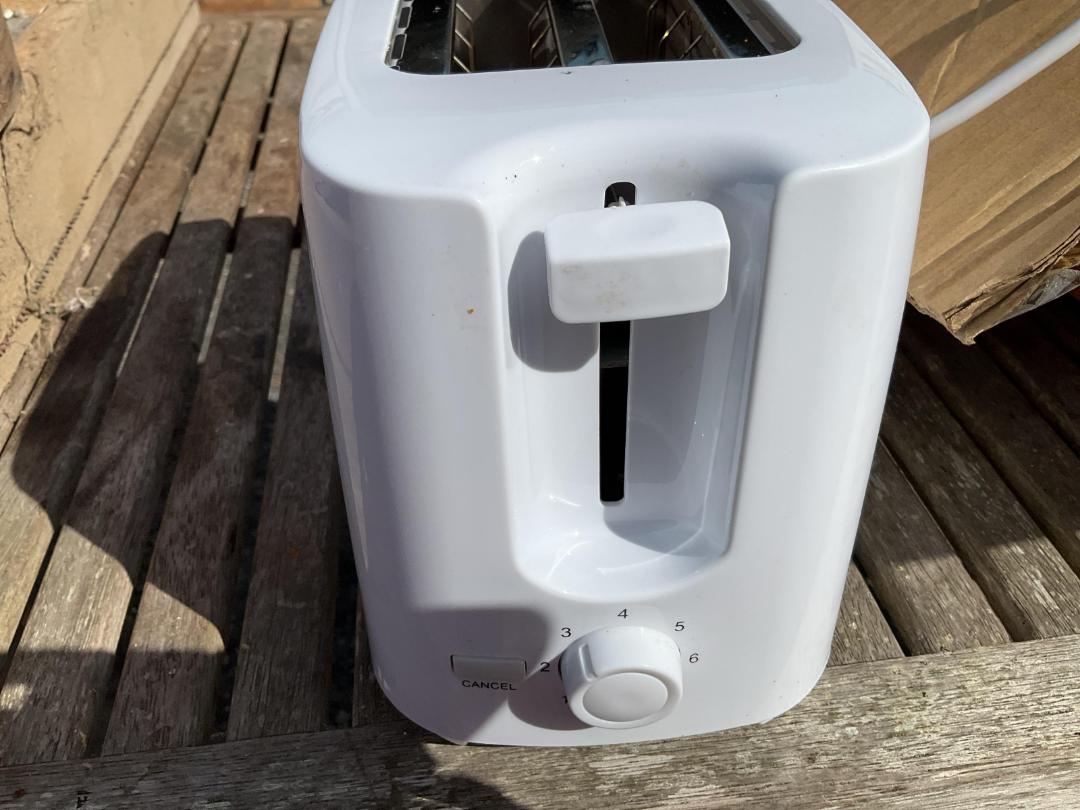 Photo '3' of Jugs and toasters Photo '3' of Jugs and toasters