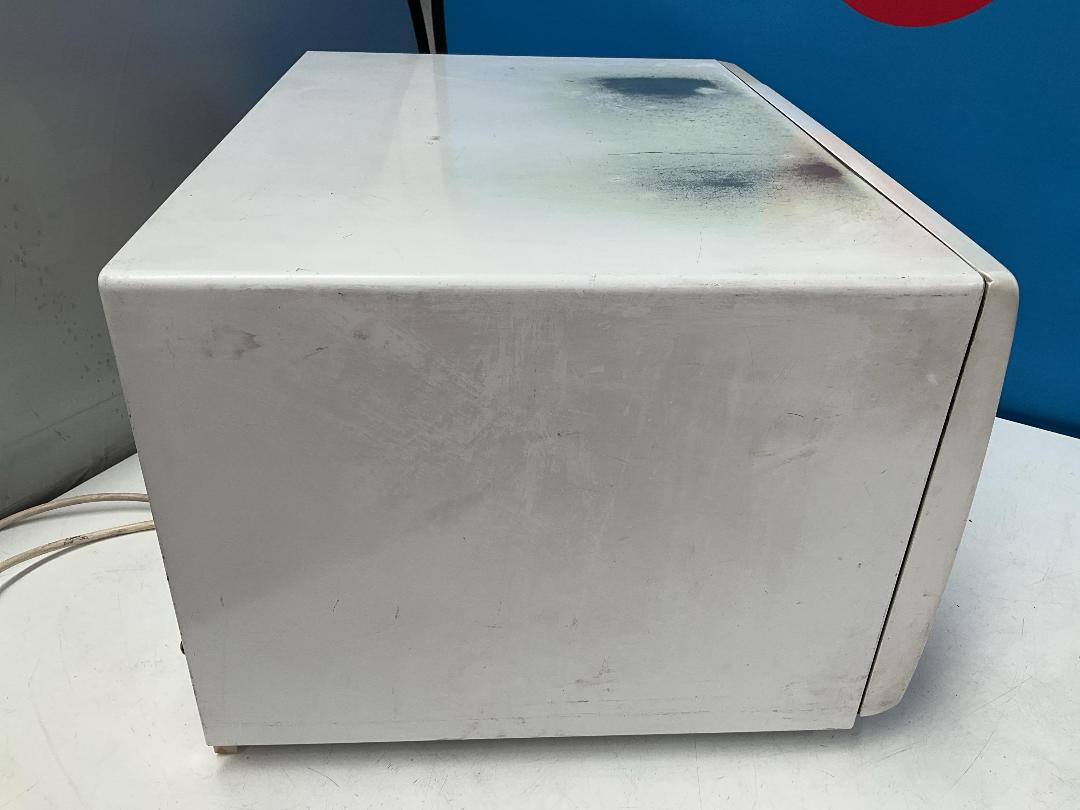 Photo '17' of Unbranded Microwave Photo '17' of Unbranded Microwave