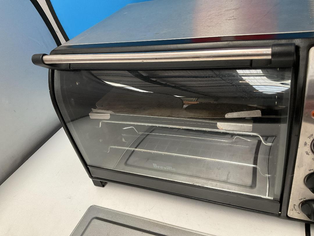 Photo '6' of Breville Pronto Convection & Rotisserie Oven - Model BOV500