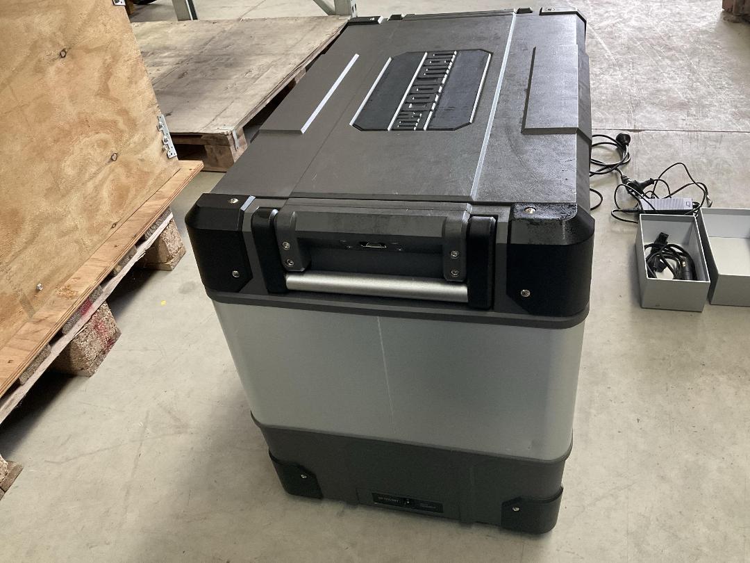 Photo '11' of MyCoolMan CCP Fridge-Freezer - Model CCP73