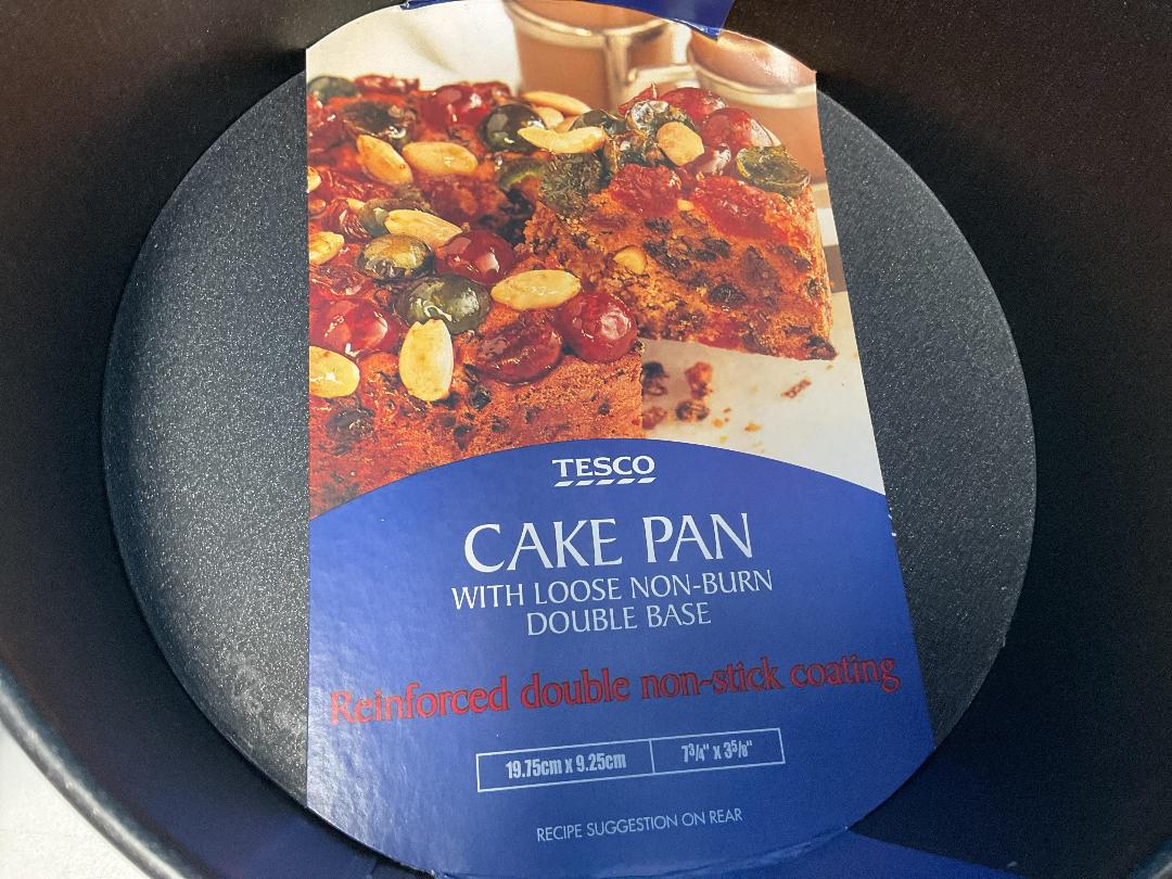 Photo '3' of Baking Items - Loaf Pans, Cake Pan Etc