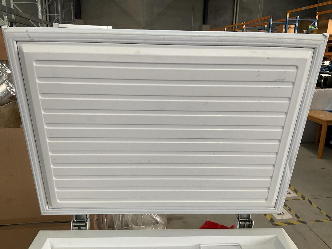 Photo '18' of Haier Freezer - Model HCF148