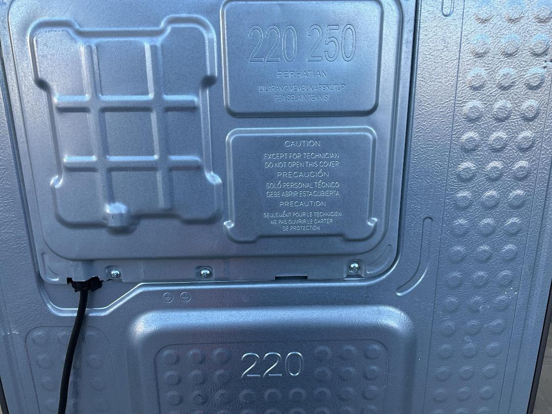 Photo '21' of Samsung Fridge-Freezer - Model SR255MLS