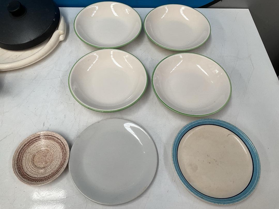 Photo '5' of Kitchen Items - Pots, Chopping Boards Etc