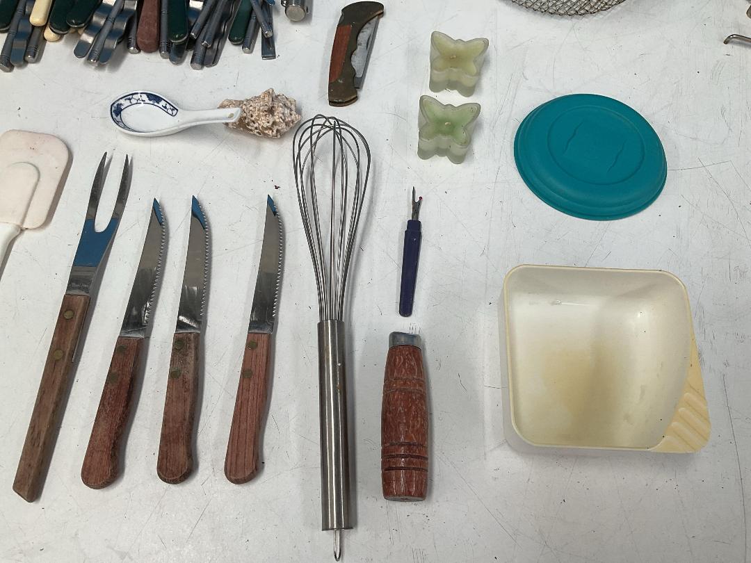 Photo '7' of Kitchen Items Etc - Cutlery, Utensils Etc