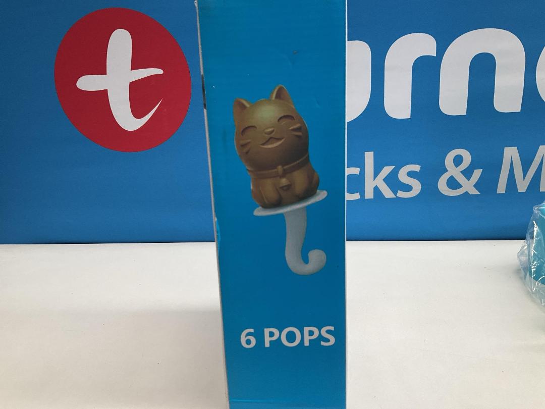 Photo '3' of Ice Pop Molds - 6 Fun Characters - Blue *NEW* Photo '3' of Ice Pop Molds - 6 Fun Characters - Blue *NEW*