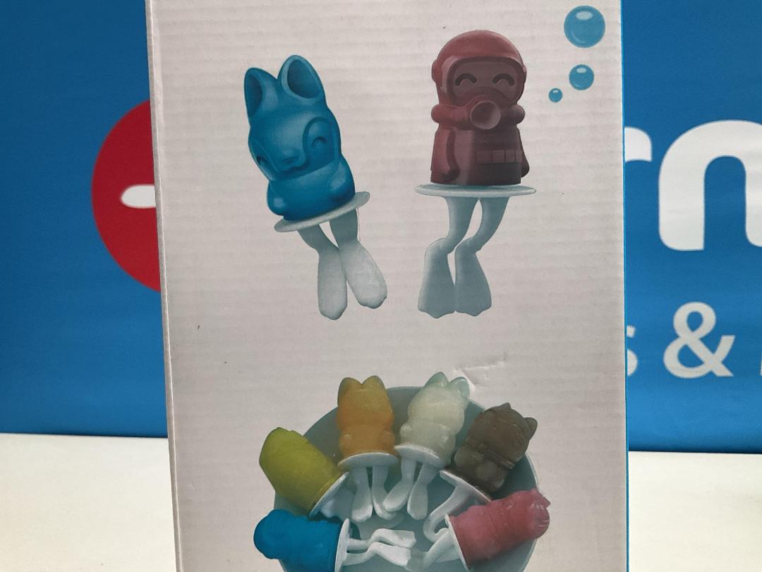 Photo '2' of Ice Pop Molds - 6 Fun Characters - Blue *NEW* Photo '2' of Ice Pop Molds - 6 Fun Characters - Blue *NEW*