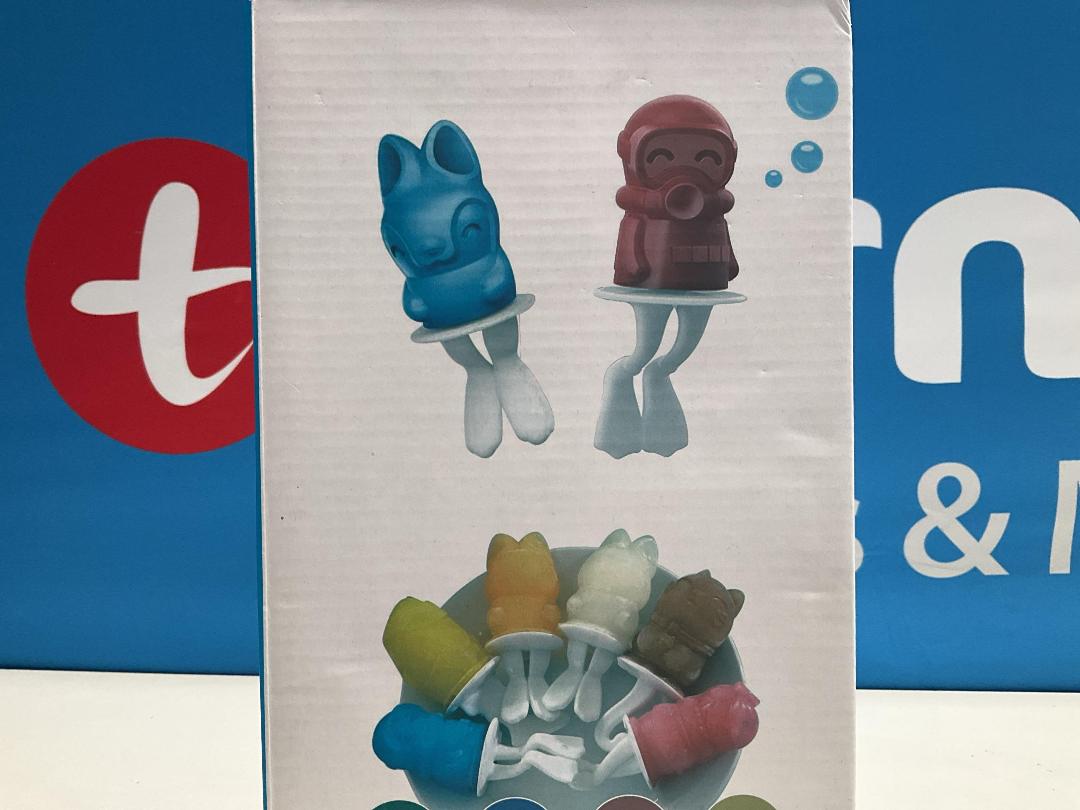 Photo '2' of Ice Pop Molds - 6 Fun Characters - Pink *NEW* Photo '2' of Ice Pop Molds - 6 Fun Characters - Pink *NEW*