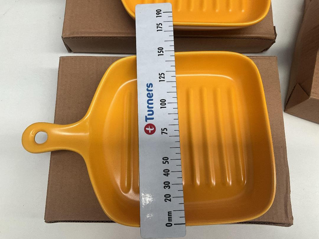 Photo '4' of Ceramic Serving Dishes / Bakeware Set - Yellow (3pce) *NEW* Photo '4' of Ceramic Serving Dishes / Bakeware Set - Yellow (3pce) *NEW*