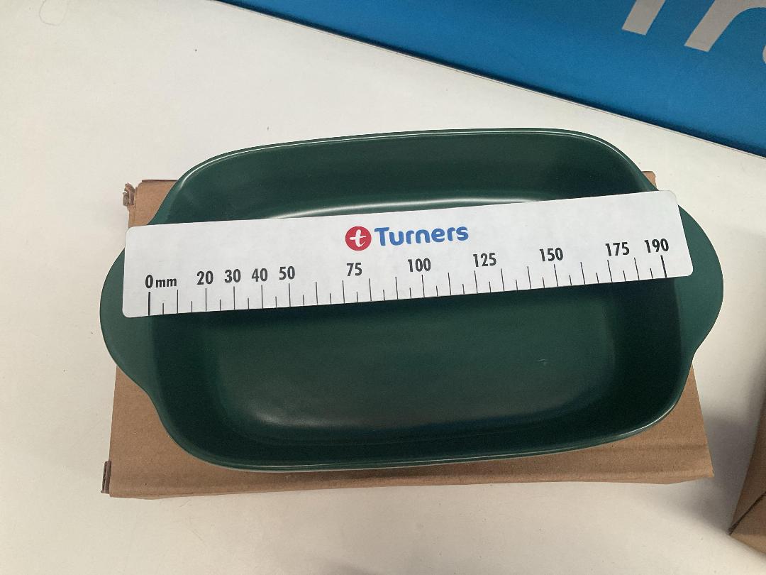 Photo '5' of Ceramic Serving Dishes / Bakeware Set - Forrest Green (3pce) *NEW* Photo '5' of Ceramic Serving Dishes / Bakeware Set - Forrest Green (3pce) *NEW*