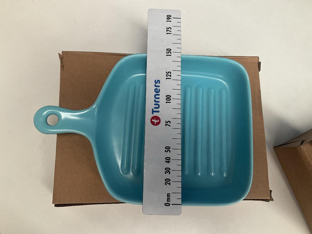Photo '4' of Ceramic Serving Dishes / Bakeware Set - Blue (2pce) *NEW* Photo '4' of Ceramic Serving Dishes / Bakeware Set - Blue (2pce) *NEW*