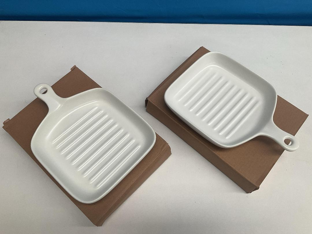 Photo '2' of Ceramic Serving Dishes / Bakeware Set - White (2pce) *NEW* Photo '2' of Ceramic Serving Dishes / Bakeware Set - White (2pce) *NEW*