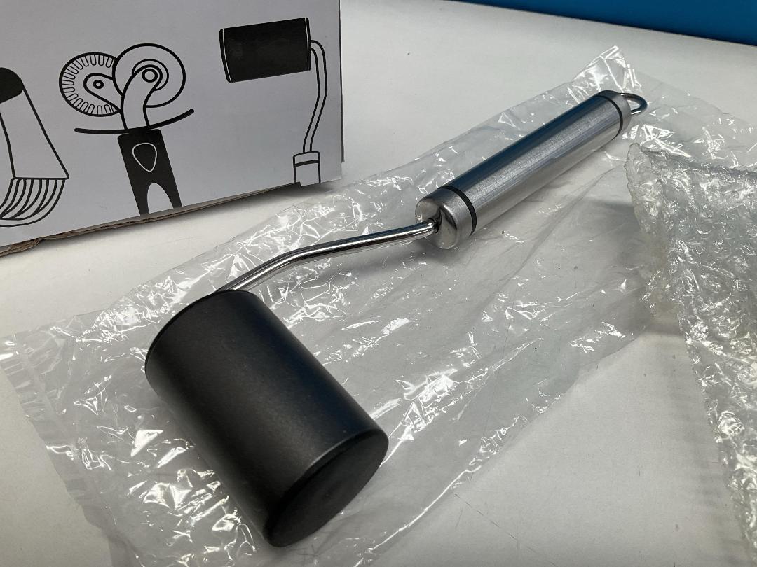 Photo '4' of Pastry Tool Set - Rolling , Blending , Scraping & Cutting (4pce) *NEW* Photo '4' of Pastry Tool Set - Rolling , Blending , Scraping & Cutting (4pce) *NEW*