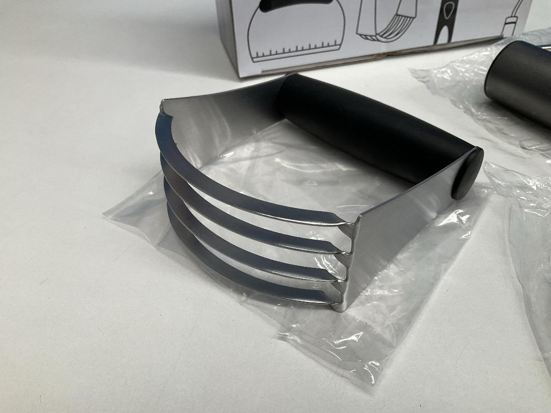 Photo '5' of Pastry Tool Set - Rolling , Blending , Scraping & Cutting (4pce) *NEW* Photo '5' of Pastry Tool Set - Rolling , Blending , Scraping & Cutting (4pce) *NEW*