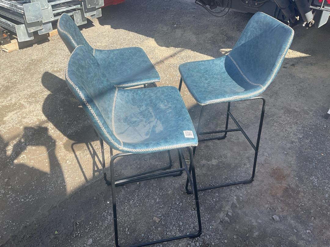 Photo '2' of 3 x Bar Stools